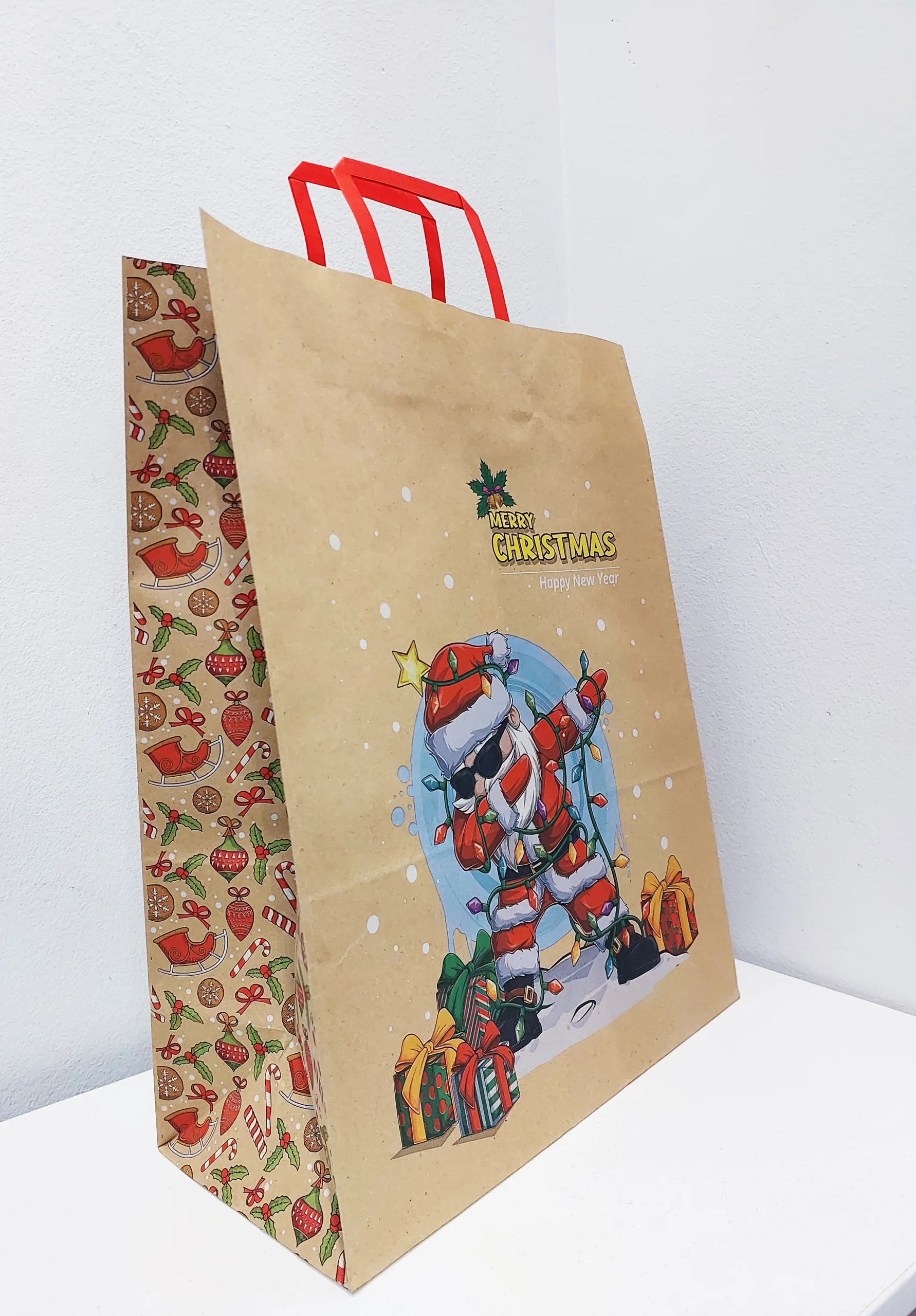 20251009_142124 Пакет Новий рік 18х21,5х8 - Зображення 1