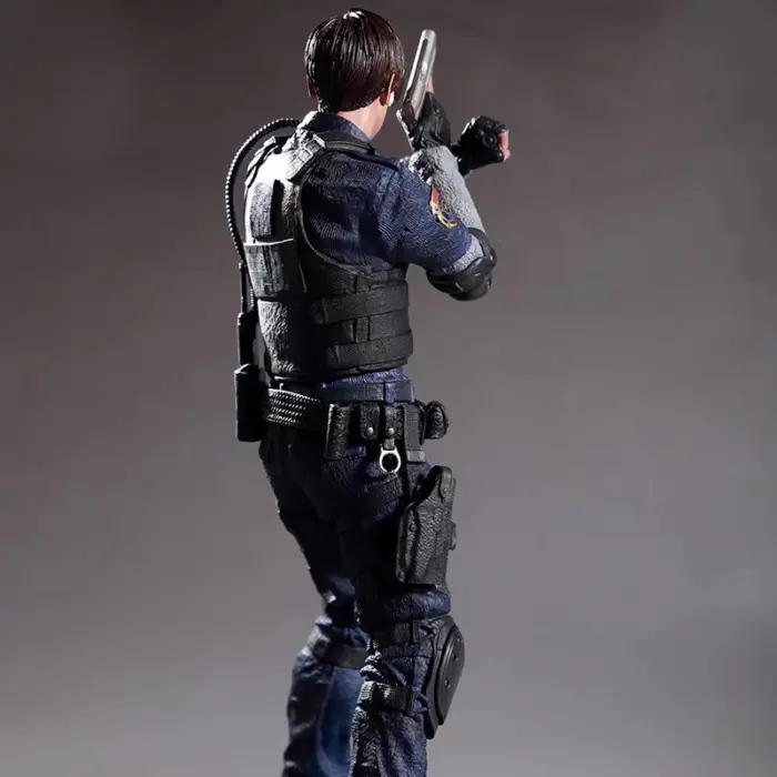 Фігурка Resident Evil Оселя зла Леон Кеннеді - Зображення 3